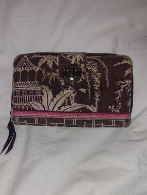 Vera Bradley Retired Imperial Toile Quilted Turn Lock Wallet